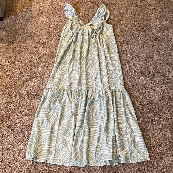 Ingrid & Isabel The Party Tiered Maxi Dress - NWT - Picture 5 of 11